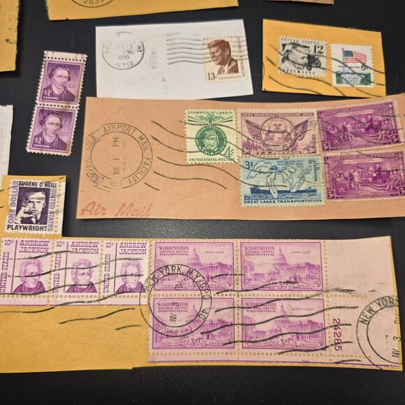 Vintage United States Postage Stamp Collection Assorted Designs Mixed Lot LI3042 - Picture 3 of 9
